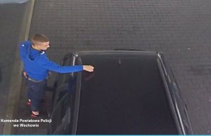 zdjęcia sprawców kradzieży paliwa