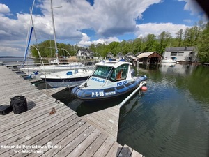zdjęcia policyjnych wodniaków
