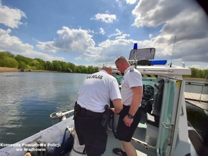 zdjęcia policyjnych wodniaków
