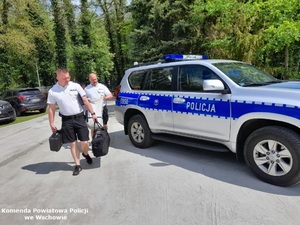 zdjęcia policyjnych wodniaków