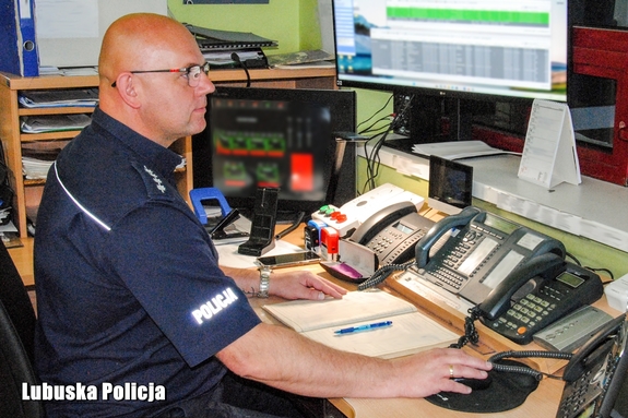 Empatia i zaangażowanie dyżurnego zapobiegło tragedii