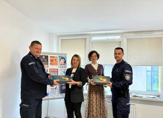 Trzy nowe urządzenia IBLOW 10 dla Komisariatu Policji w Sławie